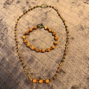 Necklace and bracelet set